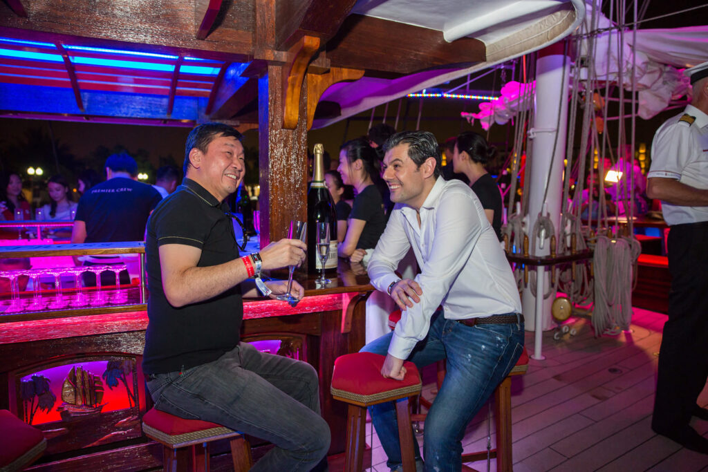 sys-champagne-event-at-monkey-bar-royal-albatross